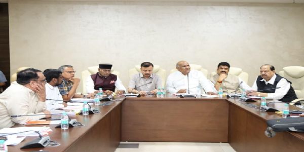 मप्रः स्वामित्व योजना के क्रियान्वयन में पटवारी संघ की कठिनाइयों का समाधान