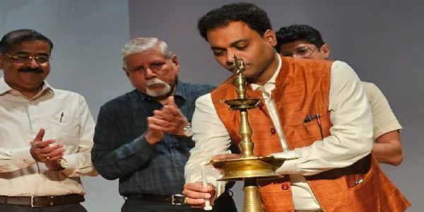 नदियों का संरक्षण और शहरी विकास एक-दूसरे के पूरक: आयुक्त संकेत भोंडवे