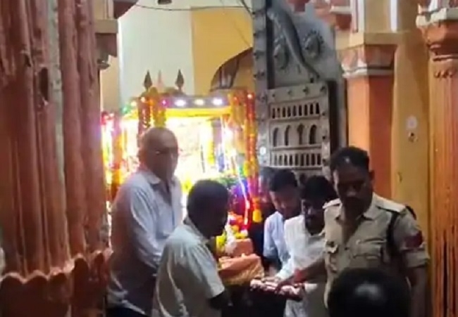 शोभायात्रा शोभायात्रा