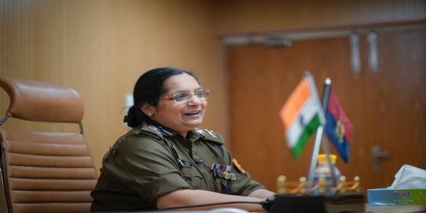 पुलिस कमिश्नर गौतम बुद्ध नगर पुलिस कमिश्नर गौतम बुद्ध नगर