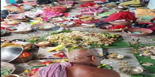 श्रद्धा और विधि-विधान से की गई अनंत पूजा