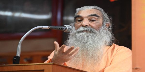 व्यक्ति, परिवार और समाज के लिए अत्यंत घातक है नशा : प्रो. सोलंकी*