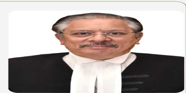 जस्टिस शर्मा होंगे रिटायर, अंतिम कार्य दिवस पर पहुंचे वकीलों के बीच