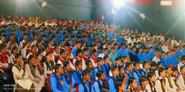 करियर काउंसलिंग सेमिनार में दी रोजगार अवसरों की थी जानकारी