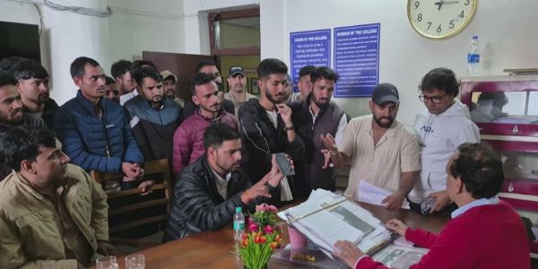 एमपीजी कॉलेज में छात्रसंघ चुनाव पर विवाद,तीन नामांकन निरस्त, चुनाव प्रक्रिया होल्ड