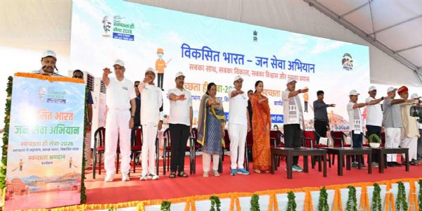 हम शपथ लें कि हमेशा हमारे आस पास सफाई रखेंगे और जितना हो सके श्रमदान करेंगे: नितिन नवीन