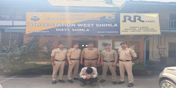 मकान से 95 शटरिंग प्लेटें चोरी, आरोपी गिरफ्तार