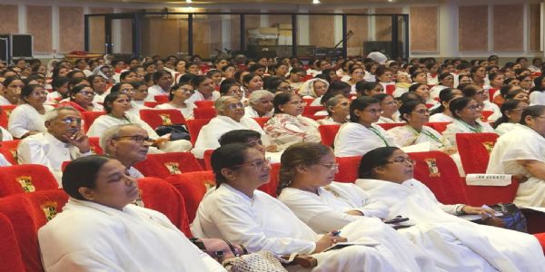 स्वमान और सकारात्मक सोच से जीवन में आता है बदलाव : सूरज भाई