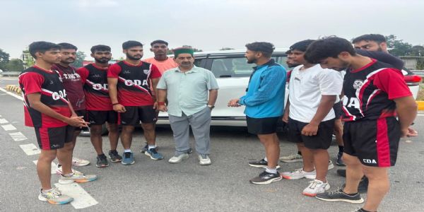 चंबी स्टेडियम में खिलाड़ियों को जल्द मिलेंगी आधुनिक खेल सुविधाएं : केवल सिंह पठानिया