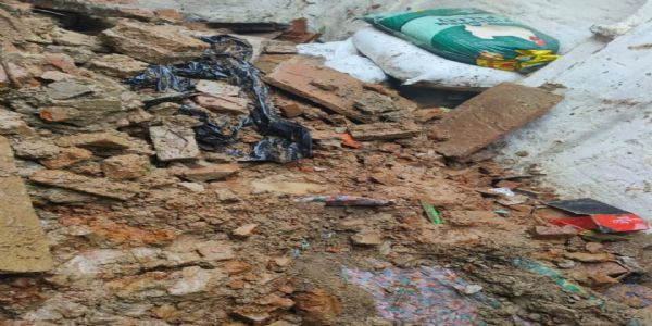 हमीरपुर में लगातार बारिश बनी आफत, मकान की छत गिरने से महिला की मौत
