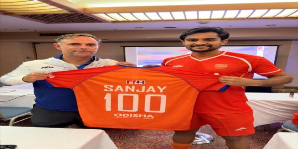 एशियाई खेल: भारतीय खिलाड़ी संजय ने पूरे किए 100 अंतरराष्ट्रीय मैच, हॉकी इंडिया ने दी बधाई