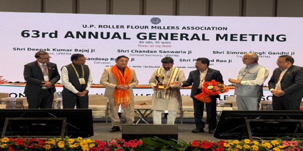उत्तर प्रदेश को वन ट्रिलियन डॉलर की अर्थव्यवस्था बनाने में रोलर फ्लोर मिलिर्स उद्योग का योगदान बेहद महत्वपूर्ण : दयाशंकर दयालु