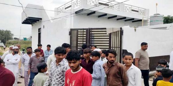 फरीदाबाद : पूर्व सरपंच को बंधक बना बदमाशों ने की एक करोड़ की डकैती