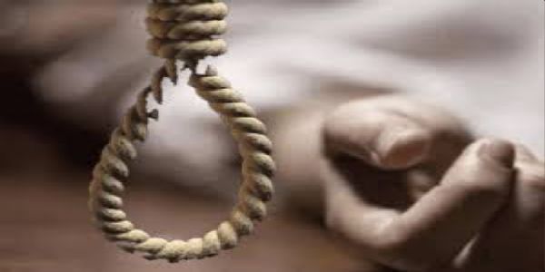 बांदा : एलएलबी के छात्र समेत तीन ने फांसी लगाकर की आत्महत्या