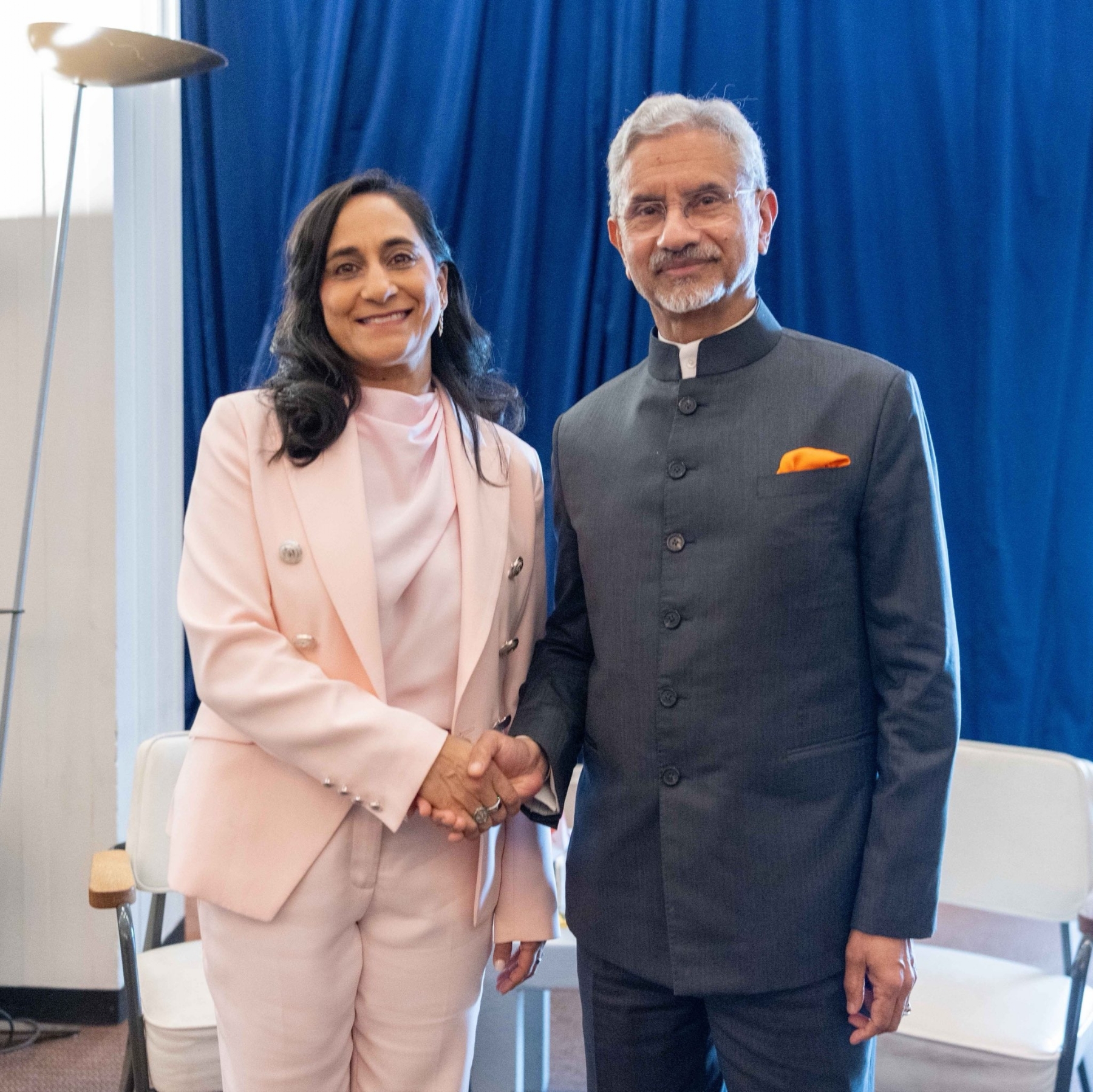 कनाडा की विदेशमंत्री अनीता आनंद के साथ भारत के विदेशमंत्री जयशंकर। फोटो - @ जयशंकर कनाडा की विदेशमंत्री अनीता आनंद के साथ भारत के विदेशमंत्री जयशंकर। फोटो - @ जयशंकर