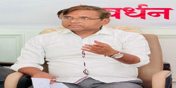 मुख्य चुनाव आयुक्त सरकारी एजेंट के रूप में कर रहे काम : बघेल