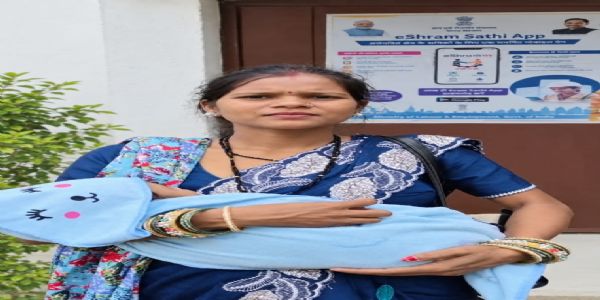 मातृत्व के समय सोनी महंत को मिला आर्थिक सहारा, मिनीमाता महतारी जतन योजना से मिले 20 हजार रुपये