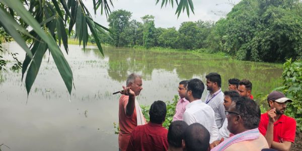 पश्चिम चंपारण में  बढ़ते जलस्तर पर प्रशासन अलर्ट