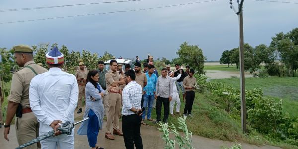 श्रावस्ती में राप्ती का जलस्तर खतरे के निशान से 70 सेंटीमीटर ऊपर, दौरा कर रहें अधिकारी
