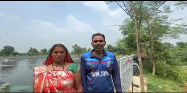 बायोफ्लॉक मछली पालन से शारदा कौशिक की बदली आर्थिक स्थिति, अब हर माह कमा रहीं 20 हजार रुपये