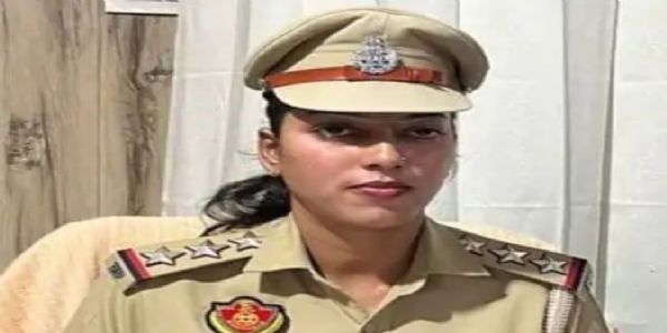 पंजाब में रिश्वत लेते महिला थाना प्रभारी व गनमैन पकड़े