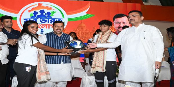 नितिन नबीन और मुख्यमंत्री शुभेंदु अधिकारी एक साथ नितिन नबीन और मुख्यमंत्री शुभेंदु अधिकारी एक साथ