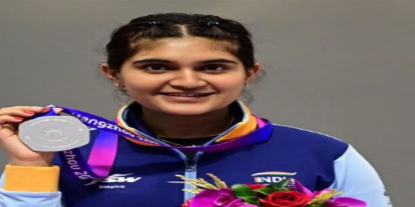 एशियाई खेल 2026: ईशा सिंह ने 25 मीटर पिस्टल में जीता रजत
