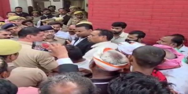 विनीत के परिजनाें का पुलिस आयुक्त से मिले, हत्या के आरोपिताें की गिरफ्तारी की रखी मांग