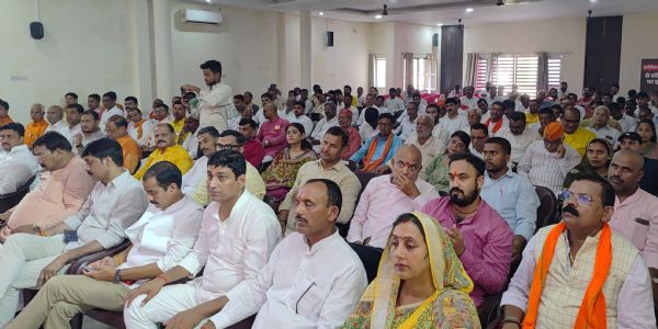 राष्ट्रहित की विचारधारा और कार्यकर्ताओं की ताकत से आगे बढ़ी भाजपा : रमेश सिंह