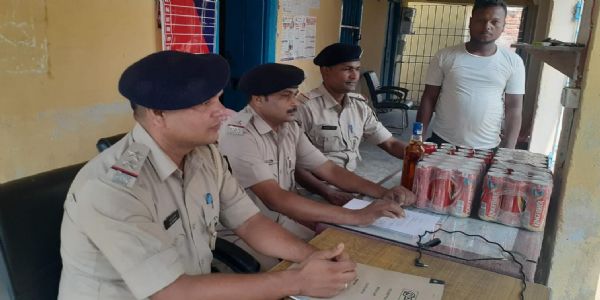 24.110 लीटर अंग्रेजी शराब के साथ कारोबारी गिरफ्तार