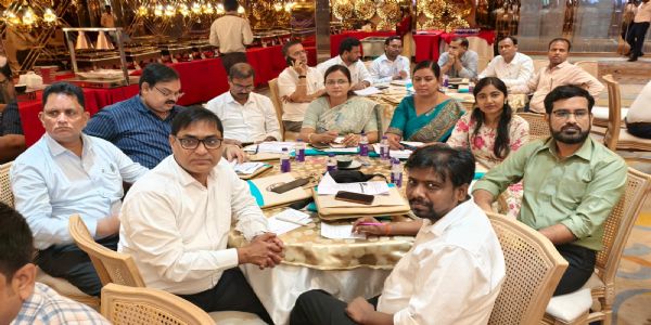 गांव-गांव पहुंचेगा विकास का लाभ: कटिहार में स्वास्थ्य, शिक्षा और सुशासन को लेकर प्रशासनिक खाका तैयार