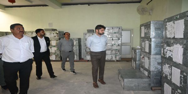 ईवीएम एवं वीवीपैट वेयरहाउस का त्रैमासिक भौतिक सत्यापन किया