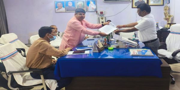मृतक बिजली कर्मी के परिवार की अनदेखी बर्दाश्त नहीं करेगा संघ : अजय
