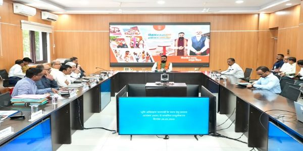 अजगैबीनाथ धाम एवं सोनपुर एयरपोर्ट परियोजनाओं के कार्य में लाएं तेजी : मुख्यमंत्री