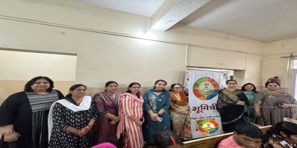 भूमिश्री परिवार ने दिव्यांग बच्चों के लिए की अन्न सेवा