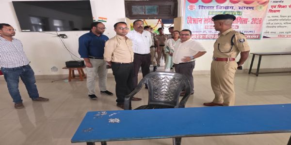 सारण शिक्षक निर्वाचन के लिए प्रमंडलीय आयुक्त ने किया वज्रगृह व मतगणना केंद्र का निरीक्षण