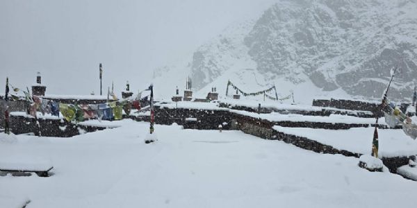हुम्ला में भारी हिमपात, न्यालु और नारा झील की सड़कें बंद