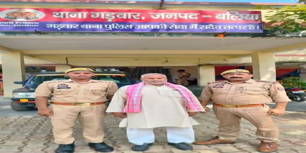 एसटीएफ ने 50 हजार के इनामी को दबोचा