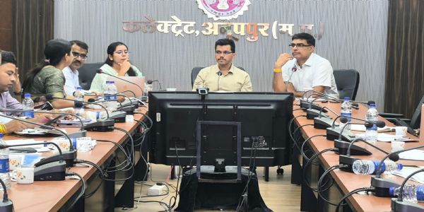 अनूपपुर: कृषि उपज को बेहतर बाजार उपलब्ध करा कृषको के आर्थिक समृद्धि की दिशा में कार्य करें – शशांक मिश्रा