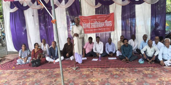 पेंशन की 12 सूत्री मांगों को लेकर पेंशनर्स एसोसिएशन का 24 घंटे का धरना शुरू
