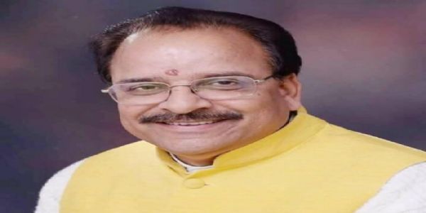 बिंदुखत्ता को राजस्व गांव बनाने की मांग को भट्ट का समर्थन