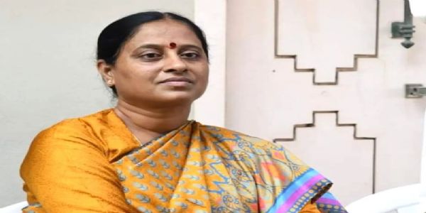 तेलंगाना की वन मंत्री सुरेखा तेलंगाना की वन मंत्री सुरेखा