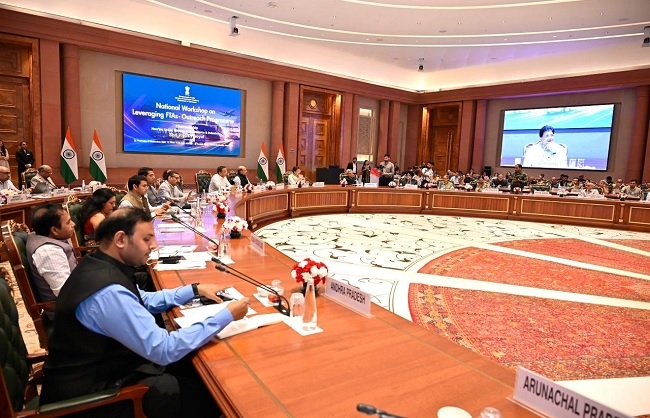 मुक्त व्यापार समझौतों पर आयोजित कार्यशाला को संबोधित करते पीयूष गोयल मुक्त व्यापार समझौतों पर आयोजित कार्यशाला को संबोधित करते पीयूष गोयल