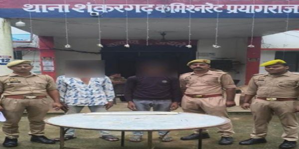 हत्या मामले के आरोपित दो भाई गिरफ्तार, कुल्हाड़ी बरामद