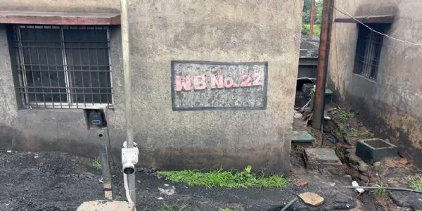 मगध कोलियरी के कांटा घर पर अपराधियों की फायरिंग, ऑपरेटर के पैर में लगी गोली