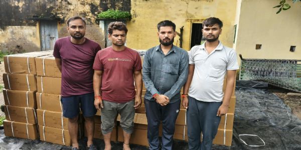 बांदा में 60 लाख की कोडीन सिरप तस्करी का भंडाफोड़, एसटीएफ ने चार तस्करों को दबोचा