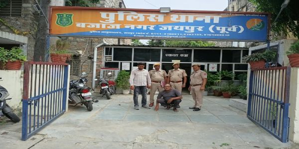 किन्नर का वेश धर ज्वेलरी शॉप में घुस सोने के टॉप्स और अंगूठी चुराने वाला गिरफ्तार