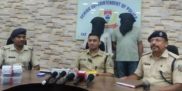 गणेश सिंह गिरोह के सदस्य की हत्या की साजिश नाकाम, हथियार के साथ दो संदिग्ध गिरफ्तार
