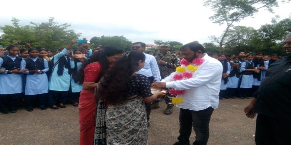 खेल अनुशासन और नेतृत्व के गुण विकसित करते हैं: सुदीप गुड़िया