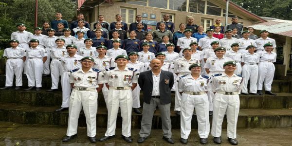 डीएसबी परिसर में एनसीसी टों का रैंक समारोह